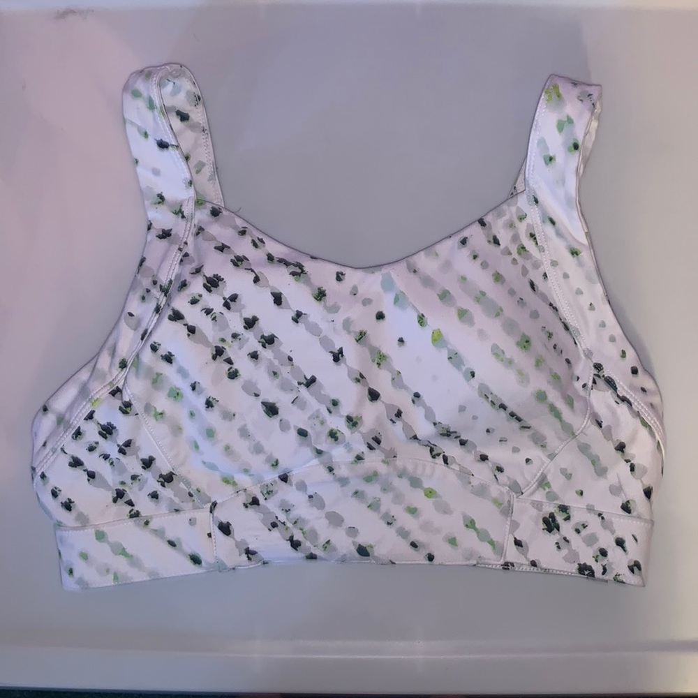 Sports bra